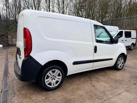 Fiat Doblo 1.3 JTD MultiJetII 16v Panel Van 4dr Diesel Manual L1 H1 (133 g/km, 90 bhp) 8
