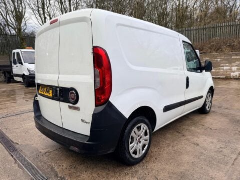 Fiat Doblo 1.3 JTD MultiJetII 16v Panel Van 4dr Diesel Manual L1 H1 (133 g/km, 90 bhp) 9