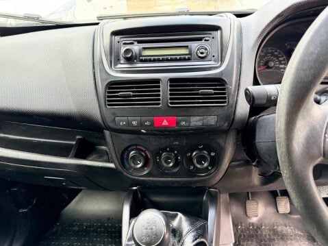 Fiat Doblo 1.3 JTD MultiJetII 16v Panel Van 4dr Diesel Manual L1 H1 (133 g/km, 90 bhp) 25