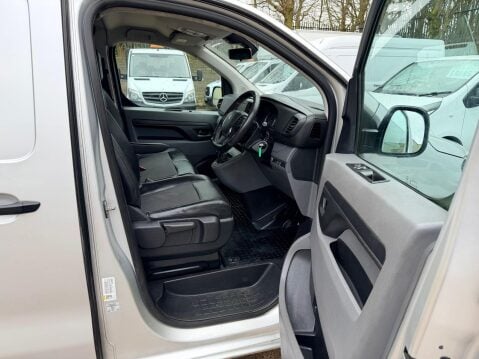 Peugeot Expert 1.6 BlueHDi 1000 Professional Standard Panel Van 6dr Diesel Manual MWB Euro 33