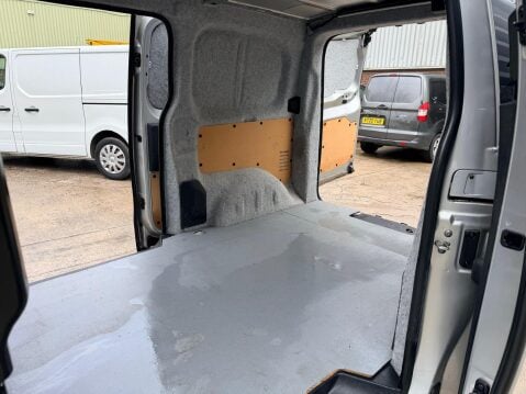 Peugeot Expert 1.6 BlueHDi 1000 Professional Standard Panel Van 6dr Diesel Manual MWB Euro 30