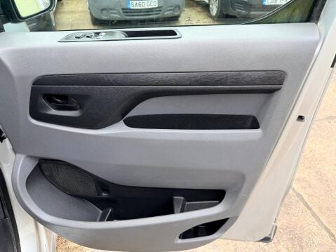 Peugeot Expert 1.6 BlueHDi 1000 Professional Standard Panel Van 6dr Diesel Manual MWB Euro 34