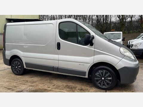 Renault Trafic 2.0 dCi SL27 Panel Van 3dr Diesel Manual L1 H1 (198 g/km, 115 bhp) 6