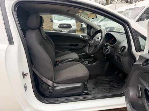 Vauxhall Corsa 1.3 CDTi ecoFLEX 16v FWD L1 H1 3dr 30