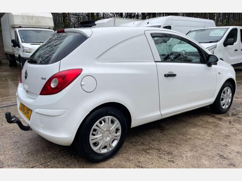 Vauxhall Corsa 1.3 CDTi ecoFLEX 16v FWD L1 H1 3dr 9