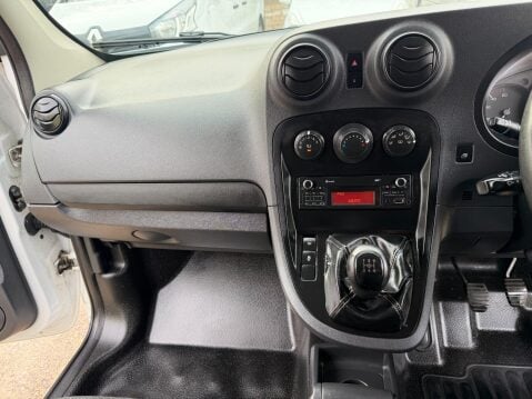 Mercedes-Benz Citan 1.5 109 CDI BlueEfficiency L2 Euro 6 (s/s) 5dr 37