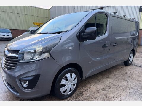 Vauxhall Vivaro 1.6 CDTi 2900 Sportive Panel Van 5dr Diesel Manual L2 H1 Euro 6 (120 ps) 9