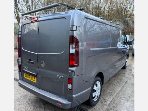 Vauxhall Vivaro 1.6 CDTi 2900 Sportive Panel Van 5dr Diesel Manual L2 H1 Euro 6 (120 ps) 22