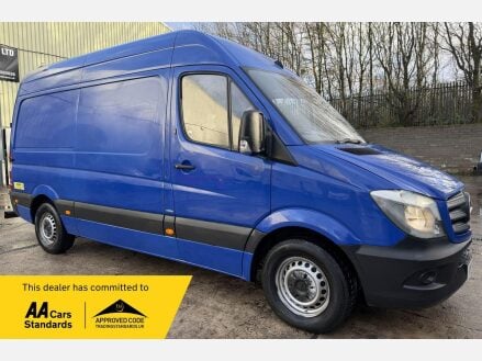 Mercedes-Benz Sprinter 2.1 211 CDi Panel Van 5dr Diesel Manual RWD L2 H3 (234 g/km, 112 bhp)