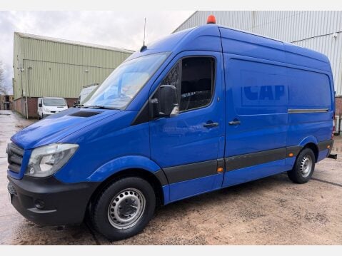 Mercedes-Benz Sprinter 2.1 211 CDi Panel Van 5dr Diesel Manual RWD L2 H3 (234 g/km, 112 bhp) 22