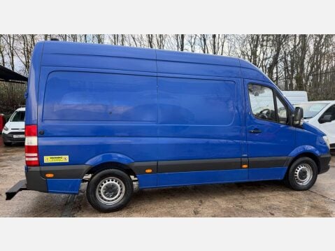 Mercedes-Benz Sprinter 2.1 211 CDi Panel Van 5dr Diesel Manual RWD L2 H3 (234 g/km, 112 bhp) 8