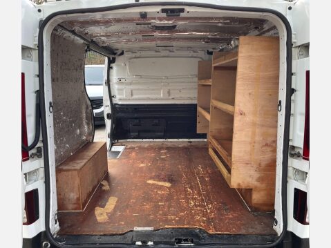 Renault Trafic 1.6 dCi ENERGY 27 Business+ SWB Standard Roof Euro 5 (s/s) 5dr 12