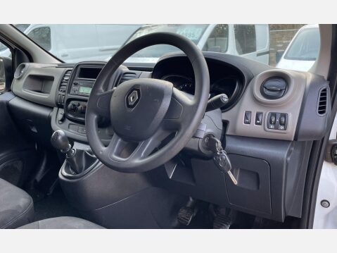 Renault Trafic 1.6 dCi ENERGY 27 Business+ SWB Standard Roof Euro 5 (s/s) 5dr 24