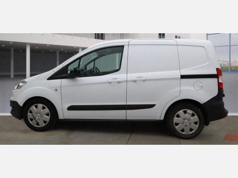 Ford Transit Courier 1.5 TDCi Trend L1 Euro 6 5dr 9