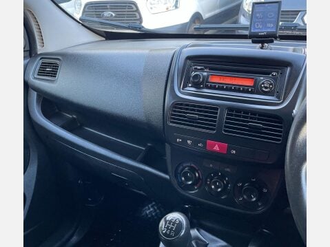 Vauxhall Combo 1.3 CDTi 2000 16v Sportive Panel Van 3dr Diesel Manual FWD L1 H1 (133 g/km, 29