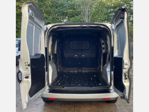 Vauxhall Combo 1.3 CDTi 2000 16v Sportive Panel Van 3dr Diesel Manual FWD L1 H1 (133 g/km, 10