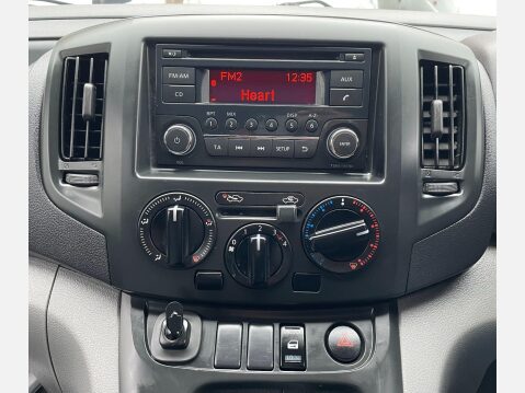 Nissan NV200 1.5 dCi Acenta SWB Euro 5 6dr (AC) 33