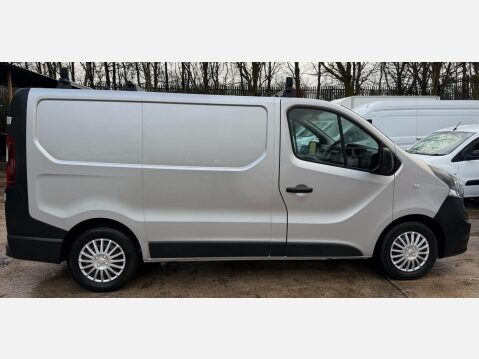 Vauxhall Vivaro 1.6 CDTi 2700 Panel Van 5dr Diesel Manual L1 H1 Euro 5 (115 ps) 8