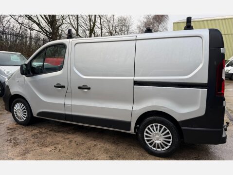 Vauxhall Vivaro 1.6 CDTi 2700 Panel Van 5dr Diesel Manual L1 H1 Euro 5 (115 ps) 17