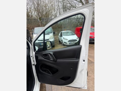 Peugeot Partner 1.6 BlueHDi 854 Professional L1 5dr 27