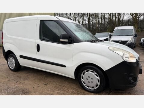 Vauxhall Combo 1.3 CDTi 2000 ecoFLEX 16v Panel Van 3dr Diesel Manual FWD L1 H1 (126 g/km, 5