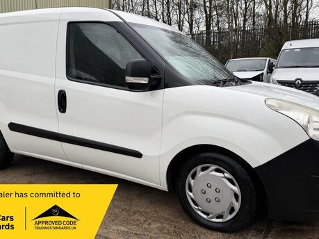 Vauxhall Combo 1.3 CDTi 2000 ecoFLEX 16v Panel Van 3dr Diesel Manual FWD L1 H1 (126 g/km,