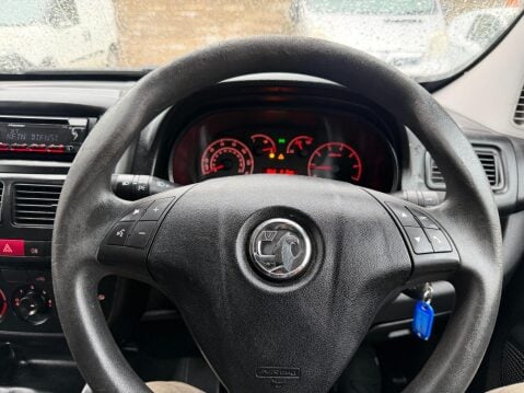 Vauxhall Combo 1.3 CDTi 2000 ecoFLEX 16v Panel Van 3dr Diesel Manual FWD L1 H1 (126 g/km, 28