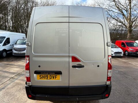 Renault Master 2.3 dCi 35 Business Panel Van 5dr Diesel Manual FWD LWB Medium Roof Euro 6 12
