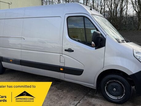 Renault Master 2.3 dCi 35 Business Panel Van 5dr Diesel Manual FWD LWB Medium Roof Euro 6