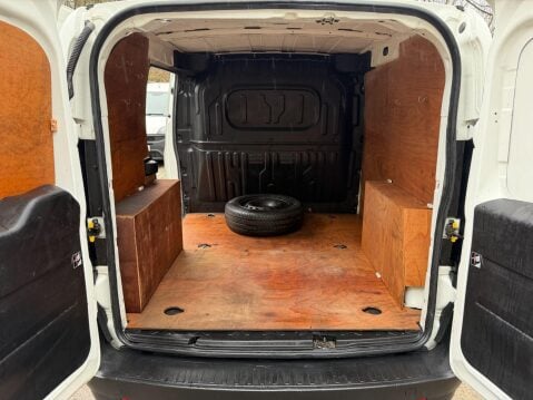 Vauxhall Combo 1.3 CDTi 2000 16v FWD L1 H1 3dr 13