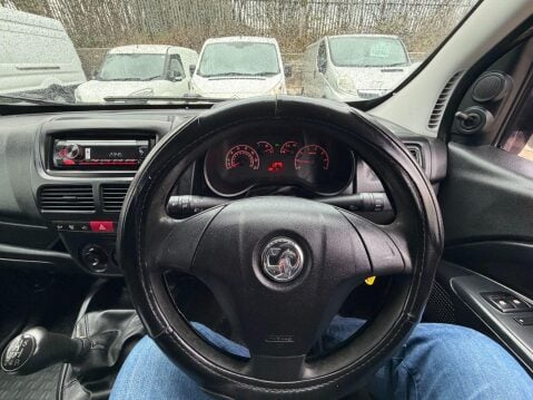 Vauxhall Combo 1.3 CDTi 2000 16v FWD L1 H1 3dr 28