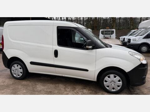 Vauxhall Combo 1.3 CDTi 2000 16v FWD L1 H1 3dr 6