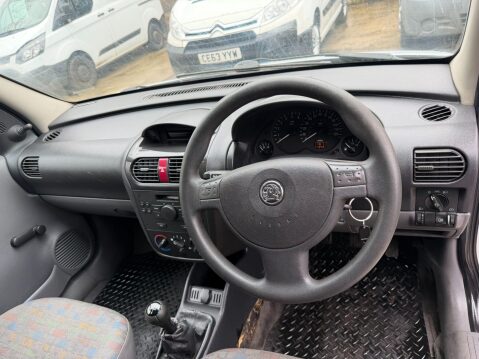 Vauxhall Combo 1.3 CDTi 2000 16v 3dr 29