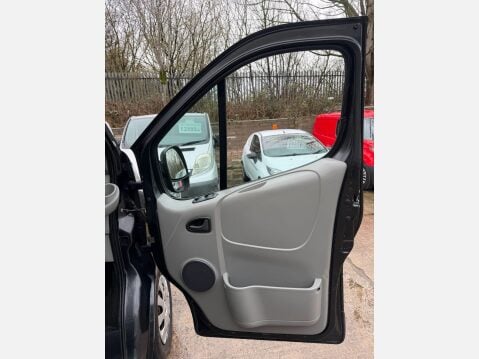 Renault Trafic 2.0 TD dCi LL29 Extra L3 H1 4dr 30