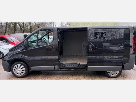 Renault Trafic 2.0 TD dCi LL29 Extra L3 H1 4dr 22