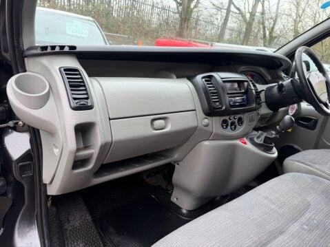 Renault Trafic 2.0 TD dCi LL29 Extra L3 H1 4dr 39