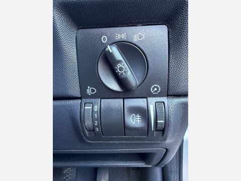 Vauxhall Combo 1.7 CDTi 1700 16v Panel Van 3dr Diesel Manual (140 g/km, 99 bhp) 26