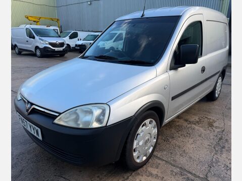 Vauxhall Combo 1.7 CDTi 1700 16v Panel Van 3dr Diesel Manual (140 g/km, 99 bhp) 18