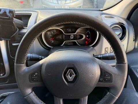 Renault Trafic 1.6 dCi ENERGY 27 Sport Nav Panel Van 5dr Diesel Manual SWB Standard Roof E 35