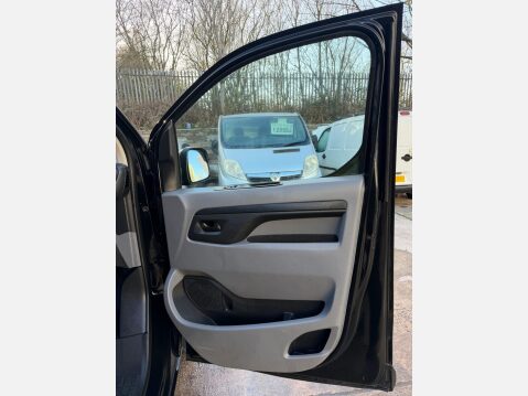 Peugeot Expert 1.6 BlueHDi 1000 Professional Standard Panel Van 6dr Diesel Manual MWB Euro 32