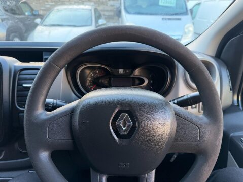 Renault Trafic 1.6 dCi 27 Business Panel Van 5dr Diesel Manual SWB Standard Roof Euro 6 (9 29