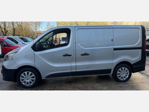 Renault Trafic 1.6 dCi 27 Business Panel Van 5dr Diesel Manual SWB Standard Roof Euro 6 (9 19
