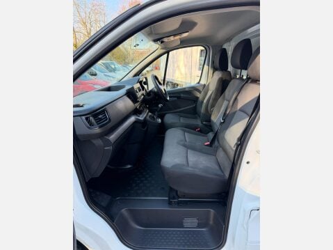 Renault Trafic 2.0 dCi Blue LL30 Business L2 H1 Euro 6 (s/s) 5dr 43