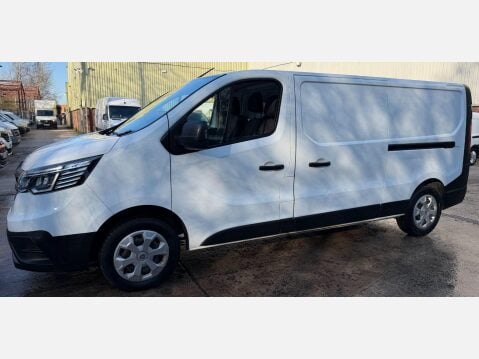 Renault Trafic 2.0 dCi Blue LL30 Business L2 H1 Euro 6 (s/s) 5dr 27