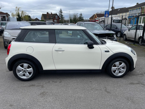 Mini Hatch 1.2 One Euro 6 (s/s) 3dr 10