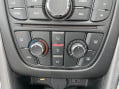 Vauxhall Cascada 1.4i Turbo SE Euro 6 (s/s) 2dr 34