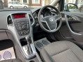 Vauxhall Astra 1.6 16v Exclusiv Auto Euro 5 5dr 19