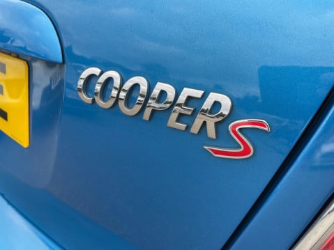 Mini Convertible 1.6 Cooper S Steptronic Euro 5 2dr 15