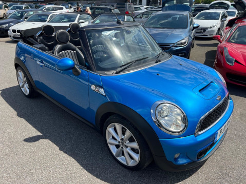 Mini Convertible 1.6 Cooper S Steptronic Euro 5 2dr 9