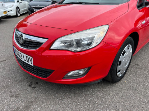 Vauxhall Astra 1.3 CDTi ecoFLEX ES Sports Tourer Euro 5 (s/s) 5dr 9